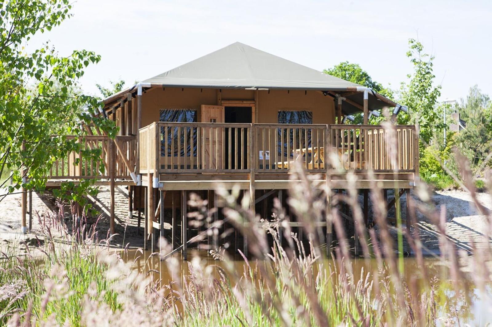 Vakantiepark Sallandshoeve Nieuw-Heeten Exterior photo