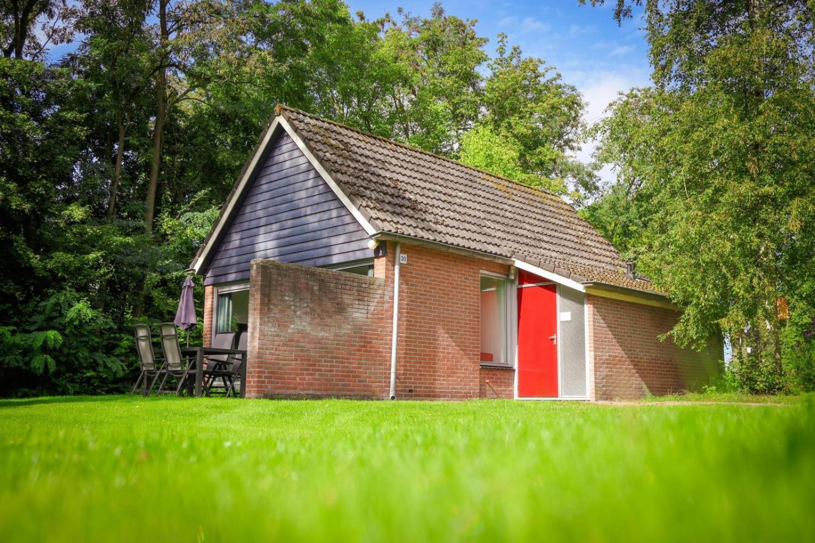 Vakantiepark Sallandshoeve Nieuw-Heeten Exterior photo