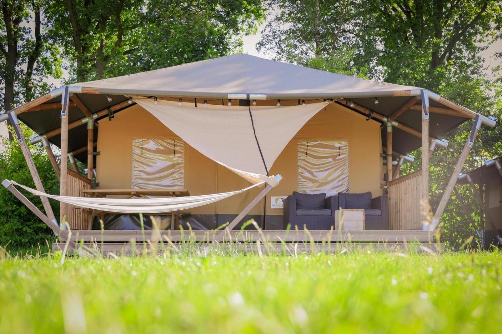 Vakantiepark Sallandshoeve Nieuw-Heeten Exterior photo