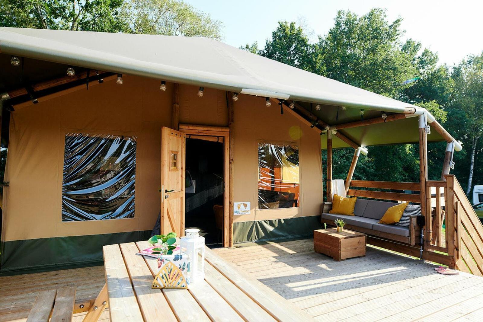 Vakantiepark Sallandshoeve Nieuw-Heeten Exterior photo