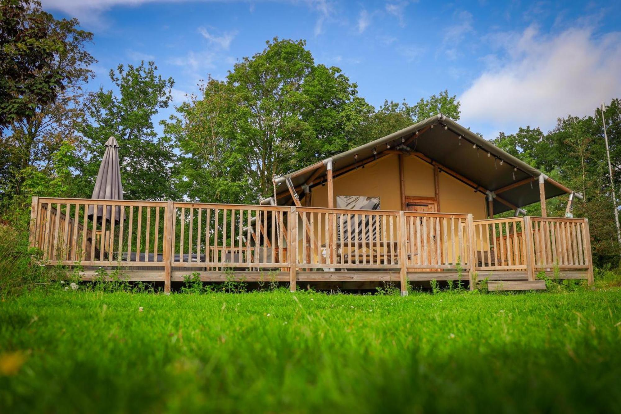 Vakantiepark Sallandshoeve Nieuw-Heeten Exterior photo